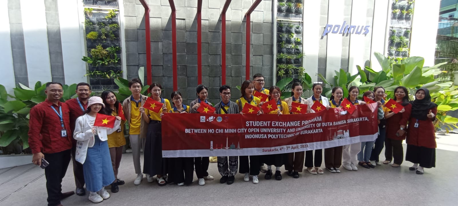 HO CHI MINH OPEN VIETNAM STUDENTS VISIT INDONUSA CAMPUS